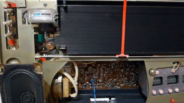 SELENA B215 , перестройка КВ-5 диапазона 49 метров на СВ проверка настройки с антенной , часть 6 смотреть онлайн