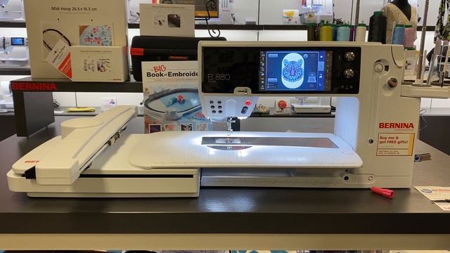 BERNINA 880 PLUS Embroidery Module