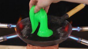 EXPERIMENT Glowing 1000 degree PAN vs SLIME (Mr. Hacker)