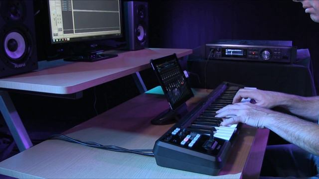 Roland INTEGRA-7 Sound Examples — Patch: 0010 "NylonGt2Strm" смотреть онлайн