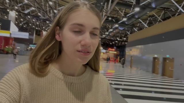 ЛЕЧУ ОДНА С ДВУХМЕСЯЧНЫМ РЕБЁНКОМ ? Первый перелет с младенцем на самолёте | Шереметьево смотреть онлайн