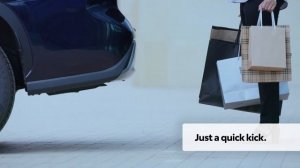 How to Operate 2023 Toyota Highlander Hands-Free Liftgate | Toyota