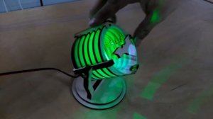 Артефакт #3 "Прожектор, вызывающий Бэтмена или Bat-сигнал"