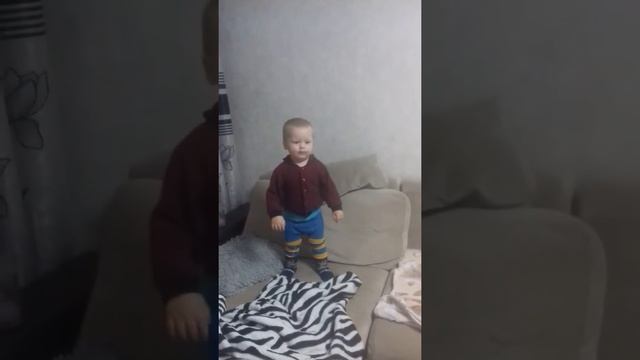 Быстрый братик под песню потолок ледяной классная и быстрая песня очень классная и быстрая смотреть онлайн