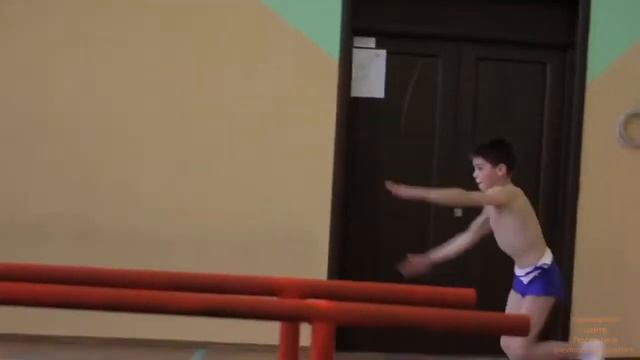 Гимнастика, спортивная гимнастика, акробатика, паркур, сальто, спорт смотреть онлайн