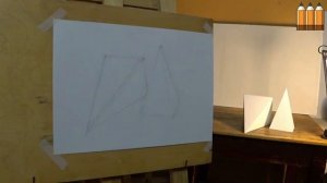 1 часть.  Построение четырехугольной пирамиды.  ЛИНЕЙНО-КОНСТРУКТИВНЫЙ РИСУНОК.