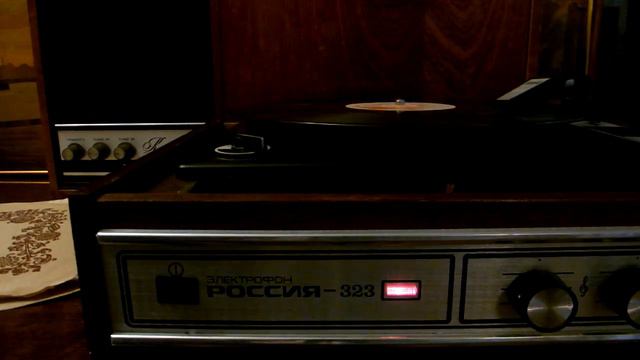 Майя Кристалинская:"Царевна-несмеяна",муз и сл.Г.Шангина-Березовского,эстрадный оркестр Эдди Рознер смотреть онлайн