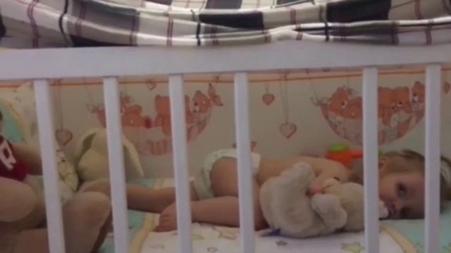 Как быстро сбить у ребенка температуру без лекарств в домашних условиях | Лайфхак из 90-х смотреть онлайн