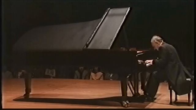 Бетховен. Arioso dolente смотреть онлайн