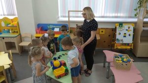 Строительная игра Гараж для машины