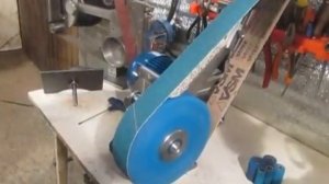 Гриндер  ленточный, поворотный Т1250Д1С.