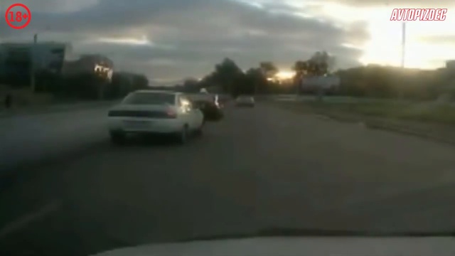 Аварии с участием таксистов! смотреть онлайн