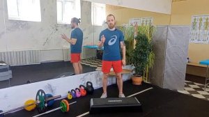 лучшая тренировка на степ-платформе для начинающих