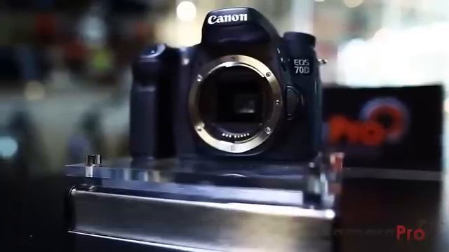 Canon EOS 70D 20.2 MP Digital SLR Camera with Dual Pixel CMOS AF (Body Only) Quick Review смотреть онлайн