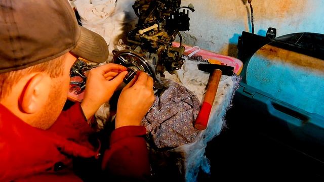 Замена сальника ТНВД 4М40 Delica смотреть онлайн