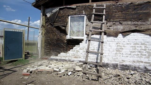 Как сломать кирпичную стену быстро