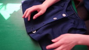 Как научить ребенка застегивать пуговицы // Особенный ребенок // РАЗВИВАЕМ МЕЛКУЮ МОТОРИКУ