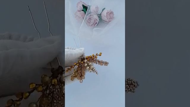 Delicate Golden hair pin. Золота шпилька в зачіску для подружки нареченої ??