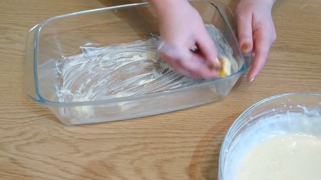 ? ДОМАШНЯЯ ВЫПЕЧКА - шарлотка со сметаной в духовке - вкусный яблочный пирог, рецепт С ЯБЛОКАМИ ?