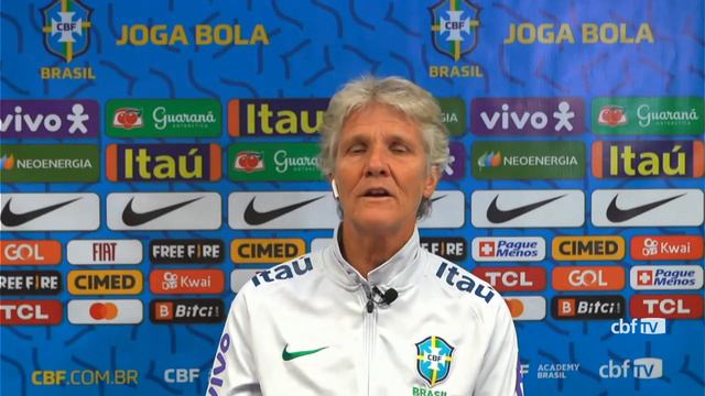 Seleção Feminina: coletiva de imprensa com a técnica Pia Sundhage смотреть онлайн