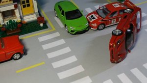 Гонки красных машин