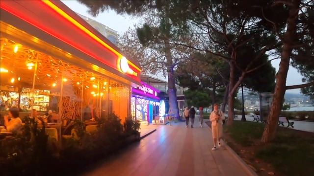 ▶️Гуляем с Рыжиком по городу Набережная в декабре смотреть онлайн