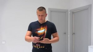 Подписчик СБЕЖАЛ из ДОМА и ПРОНИК к НАМ в ДОМ. БРОС ШОУ