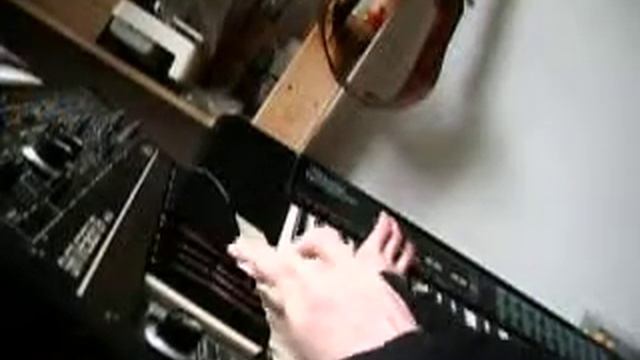 Realistic Concertmate 670 and Roland SH09 play apocalypse rave смотреть онлайн