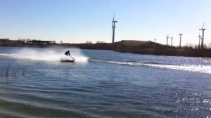 Første tur i søen på  jetski