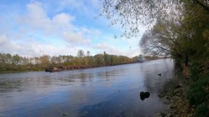 Гонка между баржами