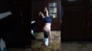 Как накачать руки без железа, в домашних условиях в 8-12 лет