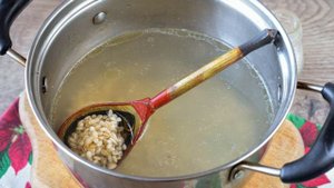 Перловка на бульоне