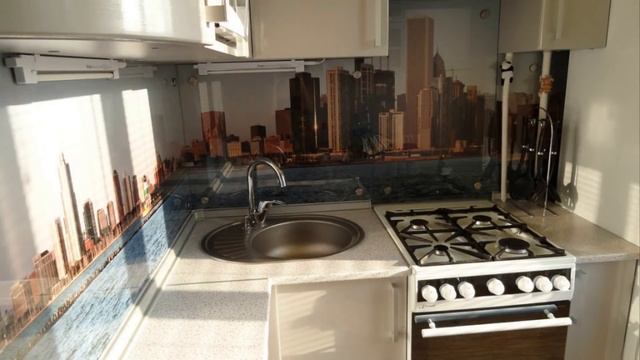 83 Реальных Примера Маленькой Кухни смотреть онлайн