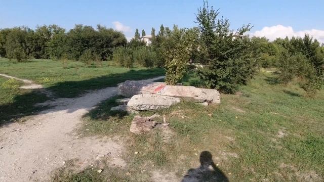 Забавности и косяки Новороссийска: Южный пустырь...Ой - парк же...типа... смотреть онлайн