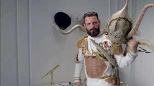 С Олд Спайс ты пахнешь лучше, чем сам