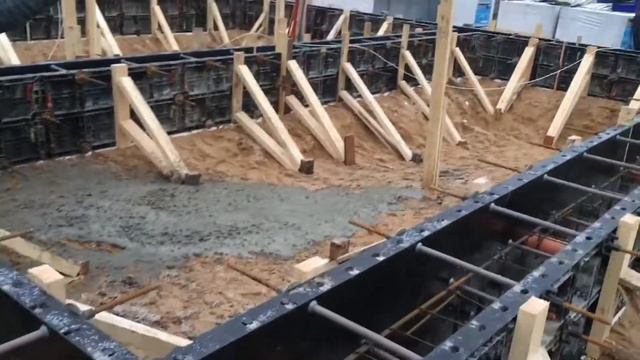 Заливка ростверка. Осень 2020 смотреть онлайн