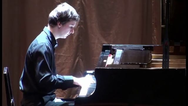 А.Шнитке «Гоголь-сюита» из музыки к спектаклю «Ревизская сказка» смотреть онлайн