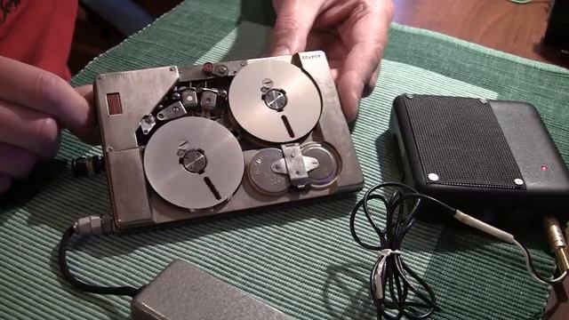 Шпионский диктофон - Spy Tape Recorder.  Часть 1