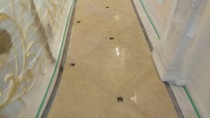 Основная укладка мраморного пола.