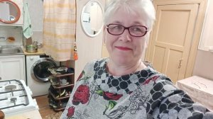 Делала окрошку.. // Посадила огурцы в мини-парнички..