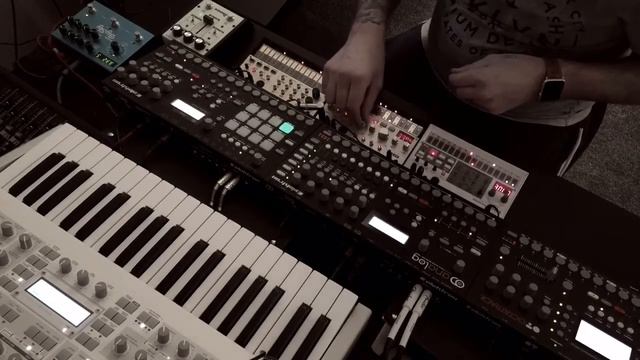 Korg Volca Jam #01 Sample, Bass, Keys, Strymon Bigsky. смотреть онлайн
