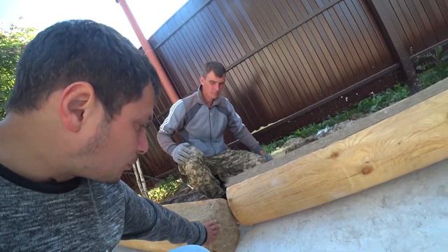 Деревянная беседка из бревна лиственницы / СтройПроектБани