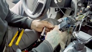ВИДЕОИНСТРУКЦИЯ ПО УСТАНОВКЕ ГУ TEYES: на Opel Astra J 2009 2017, Buick Excelle2 2009 2015