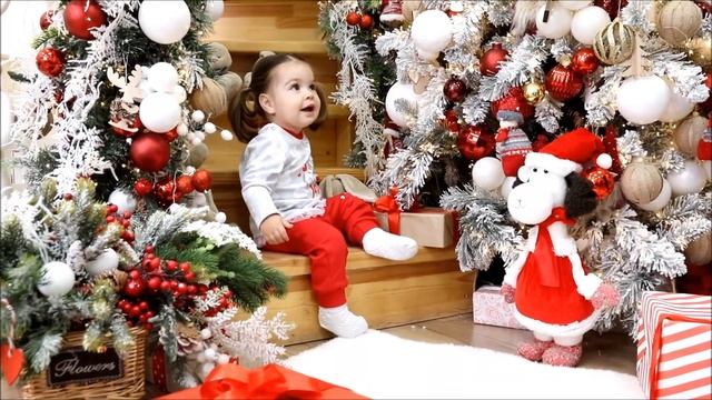 Новогодняя кофта и штанишки для девочки (138860286 / 138874464) КотМарКот