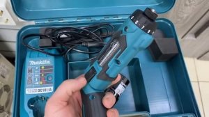 Электроотвёртка Makita DF012D