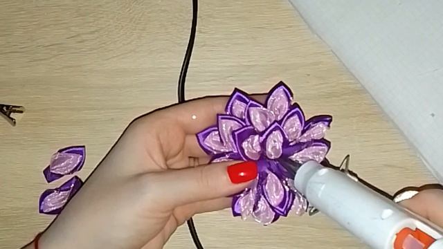 Заколочка Лотос ,красивые бантики для девочек смотреть онлайн