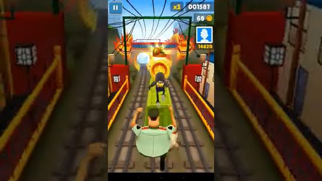 Играем в Subway Surf #4 побил свой рекорд смотреть онлайн