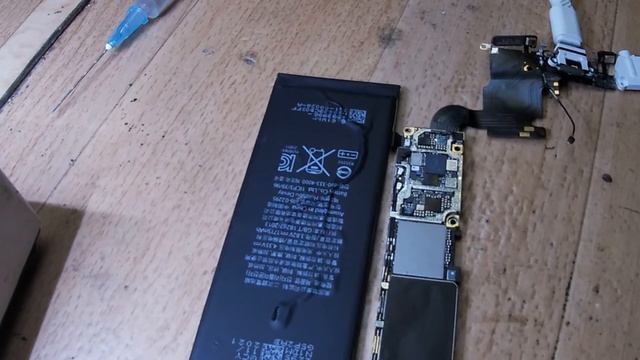 iPhone 6s - медленная зарядка; замена контроллера заряда "U4500", "U2" "Tristar A1610A3". смотреть онлайн