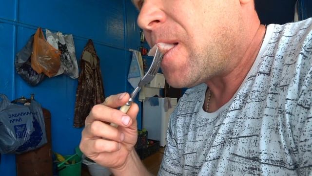 СКОЛЬКО КАРТОШКИ СПУСТИЛИ В ПОДПОЛЬЕ| смотреть онлайн