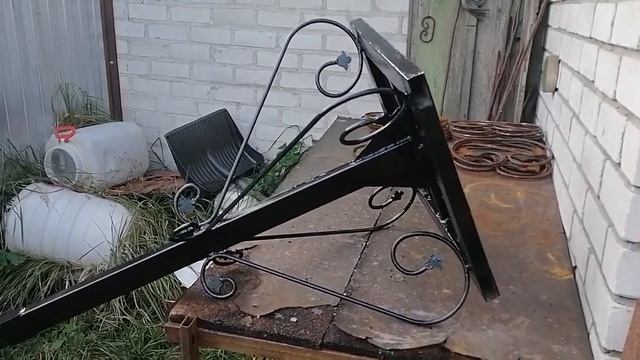 Ритуальный столик с элементами ковки своими руками смотреть онлайн